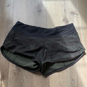 Lululemon Speed Up shorts